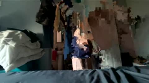 johnnyBravvo online show from April 16, 2026, 5:08 am