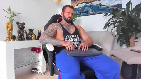 Snapshot of johnnygrayson_ chatting on February 16, 2026, 10:06 pm JOHNNY online show from February 16, 2026, 10:06 pm