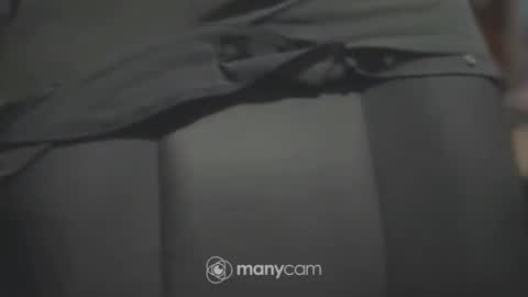 johnnyshung1 online show from January 7, 2025, 1:14 pm