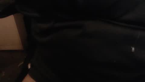 johnnyssunshine online show from December 19, 2025, 12:17 am