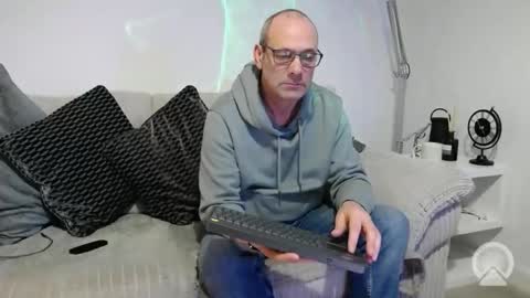 johnpevans online show from March 8, 2026, 7:01 am