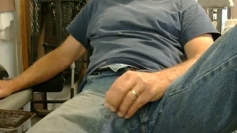johnstrong online show from June 28, 2026, 2:34 pm