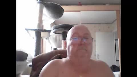 jojo60000529566 online show from October 15, 2025, 7:52 am