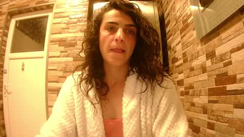 Snapshot of jojofit chatting on March 12, 2025, 10:17 pm JojoFit online show from March 12, 2025, 10:17 pm