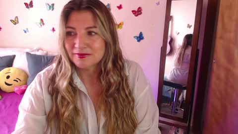Snapshot of jolie_mature_ chatting on January 28, 2025, 8:36 pm Jolie Mature online show from January 28, 2025, 8:36 pm