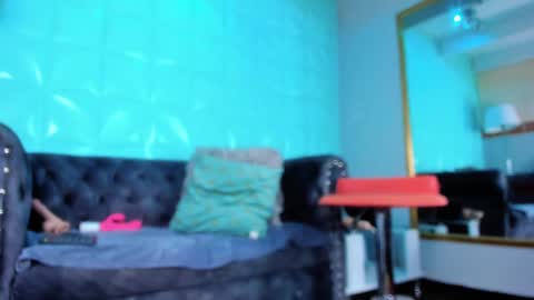 Jolie online show from February 11, 2025, 3:18 pm