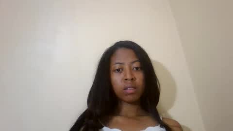 Snapshot of joliekah27 chatting on November 17, 2025, 7:30 pm joliekah27 online show from November 17, 2025, 7:30 pm