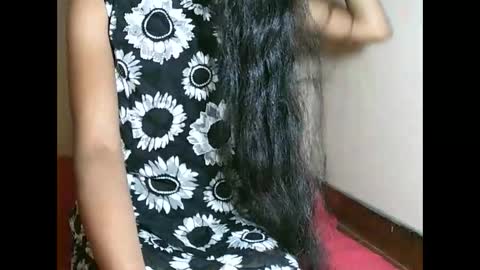 Snapshot of joliekah27 chatting on December 3, 2025, 2:15 pm joliekah27 online show from December 3, 2025, 2:15 pm