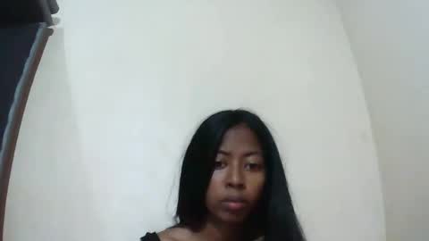 Snapshot of joliekah27 chatting on December 17, 2025, 12:00 pm joliekah27 online show from December 17, 2025, 12:00 pm