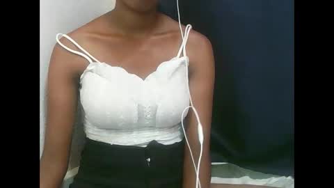 Snapshot of joliekah27 chatting on February 8, 2026, 11:24 am joliekah27 online show from February 8, 2026, 11:24 am