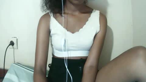 Snapshot of joliekah27 chatting on March 21, 2026, 8:23 pm joliekah27 online show from March 21, 2026, 8:23 pm