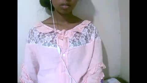Snapshot of joliekah27 chatting on April 16, 2026, 9:39 pm joliekah27 online show from April 16, 2026, 9:39 pm