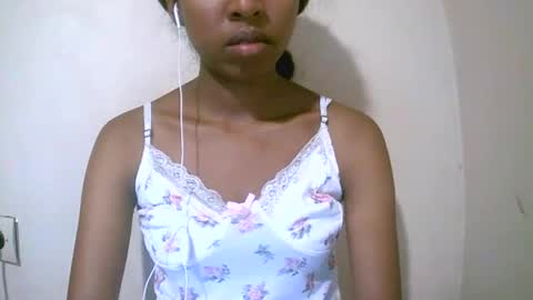 Snapshot of joliekah27 chatting on April 18, 2026, 7:58 pm joliekah27 online show from April 18, 2026, 7:58 pm