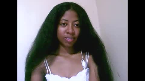 Snapshot of joliekah27 chatting on April 24, 2026, 5:54 am joliekah27 online show from April 24, 2026, 5:54 am