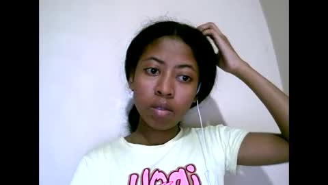 Snapshot of joliekah27 chatting on May 26, 2026, 9:33 pm joliekah27 online show from May 26, 2026, 9:33 pm
