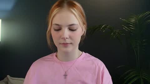 Polly  online show from February 2, 2025, 2:17 am