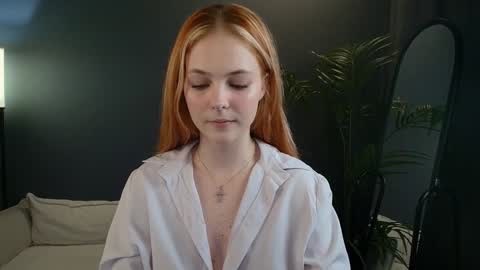 Polly  online show from February 2, 2025, 8:24 am