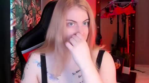 Snapshot of jolly_doll_ chatting on March 11, 2025, 11:23 am Jolly online show from March 11, 2025, 11:23 am