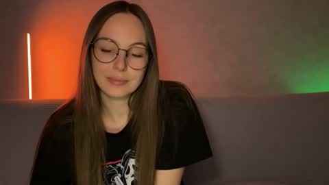 jolly_dollyy online show from February 9, 2026, 6:23 pm