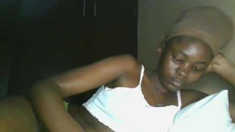 jollynabeb online show from October 27, 2025, 7:07 pm