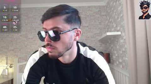 Snapshot of jonahshaw chatting on October 30, 2025, 5:31 am JonahShaw online show from October 30, 2025, 5:31 am