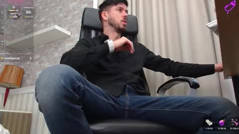 Snapshot of jonahshaw chatting on November 6, 2025, 6:14 am JonahShaw online show from November 6, 2025, 6:14 am