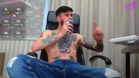 Snapshot of jonahshaw chatting on December 2, 2025, 5:35 am JonahShaw online show from December 2, 2025, 5:35 am