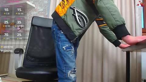 Snapshot of jonahshaw chatting on January 5, 2026, 5:27 pm JonahShaw online show from January 5, 2026, 5:27 pm