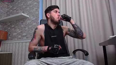 Snapshot of jonahshaw chatting on February 2, 2026, 5:39 am JonahShaw online show from February 2, 2026, 5:39 am