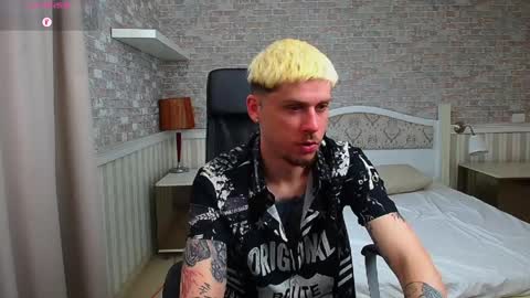 Snapshot of jonahshaw chatting on May 9, 2026, 5:01 am JonahShaw online show from May 9, 2026, 5:01 am
