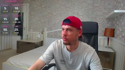 Snapshot of jonahshaw chatting on May 16, 2026, 5:15 am JonahShaw online show from May 16, 2026, 5:15 am
