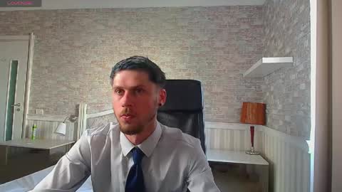 Snapshot of jonahshaw chatting on May 28, 2026, 4:43 am JonahShaw online show from May 28, 2026, 4:43 am