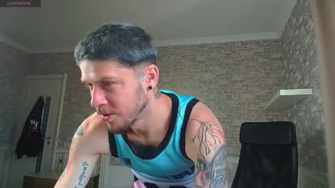 Snapshot of jonahshaw chatting on May 30, 2026, 4:20 am JonahShaw online show from May 30, 2026, 4:20 am