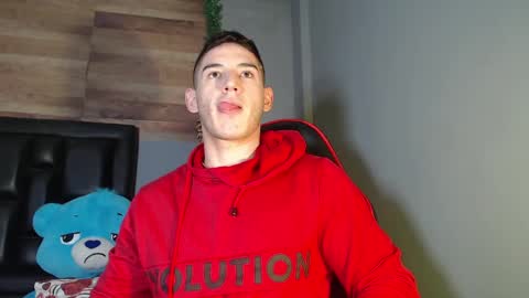 jonathancast08 online show from February 7, 2025, 11:56 am