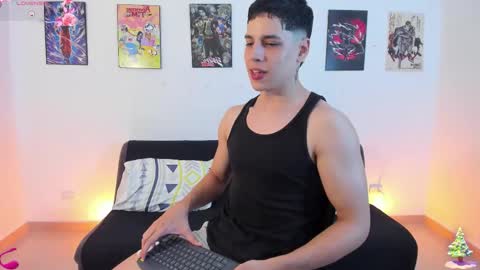 Instagram jonathanfit14 online show from December 14, 2025, 9:30 pm