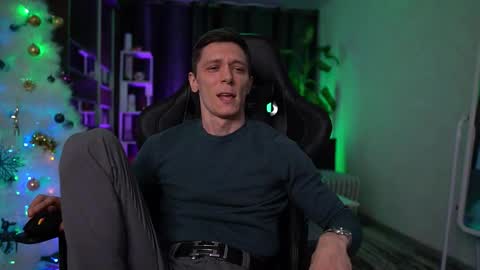 John     online show from December 22, 2025, 6:10 am