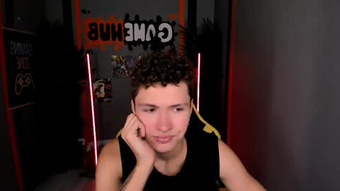 Snapshot of jonny_dark chatting on October 18, 2025, 10:38 am Jonny online show from October 18, 2025, 10:38 am