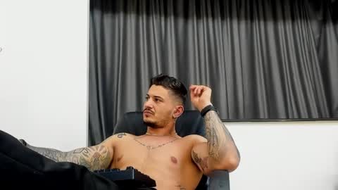 jonnyporn1 online show from January 18, 2025, 12:02 am