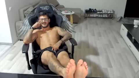 jonnyporn1 online show from September 23, 2025, 10:24 pm