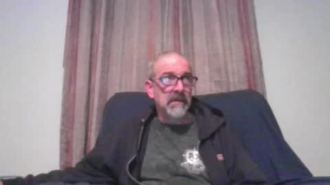 Snapshot of jony_five chatting on February 6, 2025, 2:22 am Jon online show from February 6, 2025, 2:22 am
