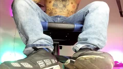 jordan33blake online show from November 12, 2025, 1:06 am