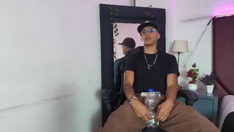 Snapshot of jordan_kiing chatting on October 15, 2025, 9:26 pm Jordan Kiing online show from October 15, 2025, 9:26 pm