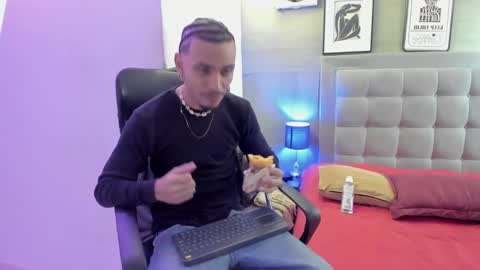 jordan online show from February 9, 2025, 12:52 pm