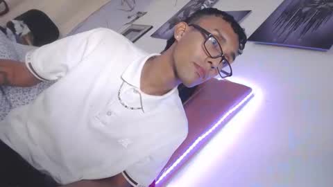jordanlatinohotxx online show from November 6, 2025, 8:37 am