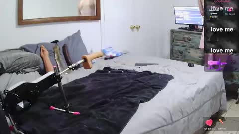 sissyjolicia online show from March 2, 2026, 2:03 am