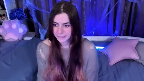 Rose online show from October 31, 2025, 5:03 pm