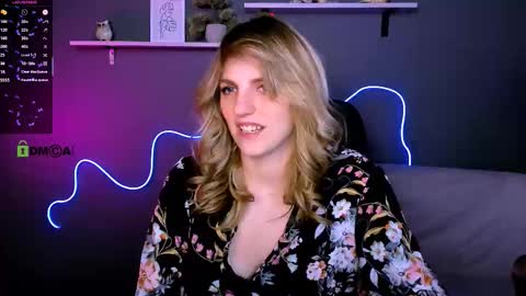 jose_fairy online show from September 29, 2025, 7:40 pm