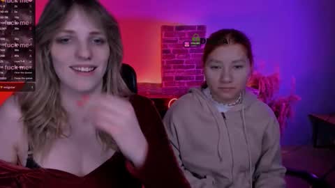 jose_fairy online show from December 15, 2025, 8:02 pm