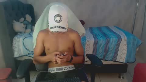 jose_sexycumm online show from January 17, 2025, 11:18 pm