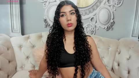 Snapshot of joselyn_sexy_ chatting on February 28, 2025, 2:20 pm Katalina online show from February 28, 2025, 2:20 pm